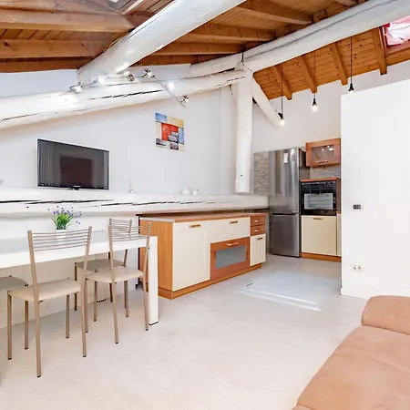 Apartment Q1 Holiday