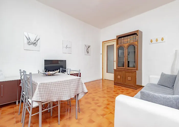 Q1 Holiday Apartment